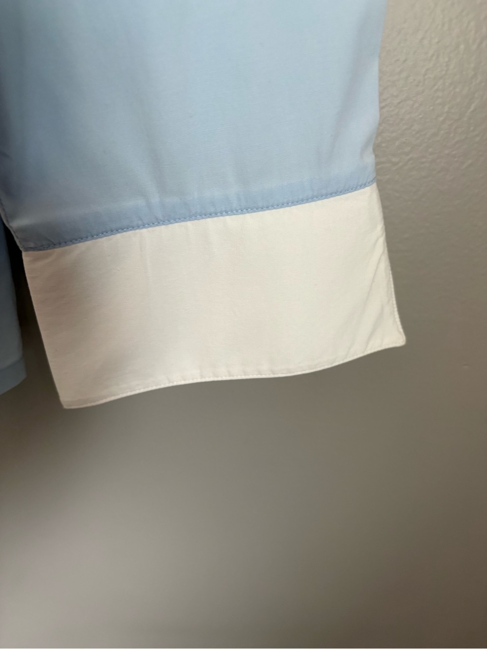 ANN TAYLOR Light Blue Button Down White Collar Cuffs Preppy Corporate Size 6 - Picture 6 of 12